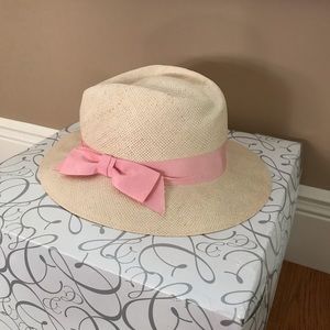 Summer Hat with pink band